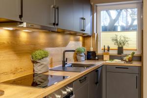 Η κουζίνα ή μικρή κουζίνα στο Haus Tidehuus