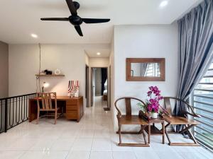 Fotografie z fotogalerie ubytování Charming 4BR Family House Quite Area & Cozy v destinaci Simpang Ampat + 35 fotografií