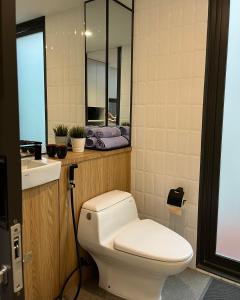 Ένα μπάνιο στο Breezia Villa Mezzanine with Private Pool