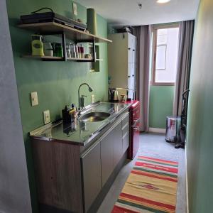 Кухня или мини-кухня в Studio Corcovado
 +7 фотографий