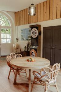 Foto sihtkohas Sainte-Gemme asuva majutusasutuse Domaine de Neuville - Ecolodges flottants en Champagne galeriist