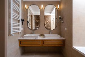 Koupelna v ubytování Pensiunea Leonida - RESORT LEONIDA + 77 fotografií