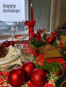 Φαγητό σε αυτό το διαμέρισμα ή κάπου εκεί κοντά