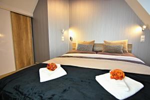 A bed or beds in a room at Apartment Luna