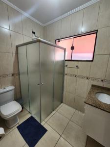 Phòng tắm tại Ap térreo no coração de Boituva