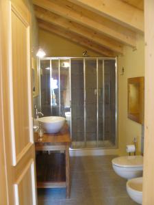 Ένα μπάνιο στο Chalet de La Poya