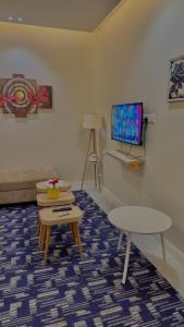 Μια τηλεόραση ή/και κέντρο ψυχαγωγίας στο Apple Plus Resort