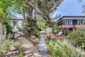 Κήπος έξω από το 1815 Bluebell New