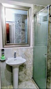 Vannituba majutusasutuses Casa Del Pintor +18 fotot