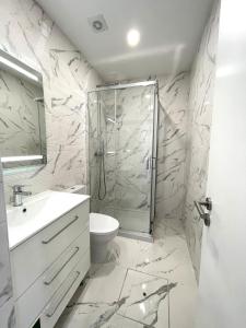 Ένα μπάνιο στο Rabumba - Aveiro Central Lodging