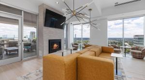 Un lugar para sentarse en Oak city Skyline views