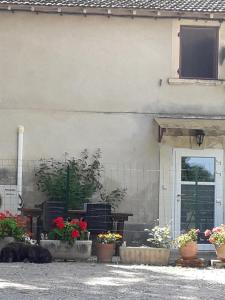 Un jardín fuera de Gîte LE Rebattu 2 fotos más