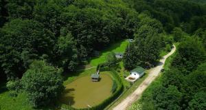 Naturlandskabet i nærheden af pensionatet + 1 billede