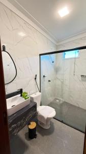 Ένα μπάνιο στο Bella Vista Hotel +11 φωτογραφίες