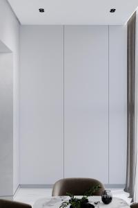 a dining room with a table and two chairs at Ático de lujo para 7 personas in Cartagena de Indias +51 photos