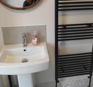 Φωτογραφία από το άλμπουμ του Well furnished rooms σε Moffat