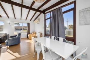 Χώρος καθιστικού στο Sea Gem +13 φωτογραφίες