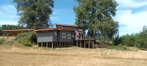 Tòa nhà nơi nhà gỗ tọa lạc