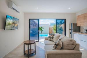 Χώρος καθιστικού στο Super Stylish Home with Private Pool and outdoor