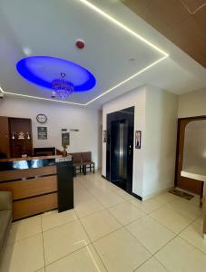 El lobby o recepción de The Rivanta Hotel Near Airport Road Mohali Zirakpur Chandigarh