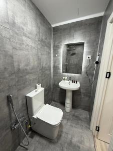 Koupelna v ubytování ALARA Inn HOSTEL