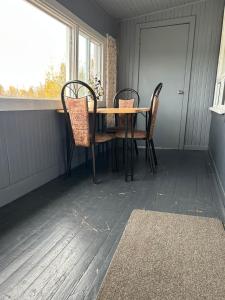 Ảnh trong thư viện ảnh của le 4 et demi ở Lac-Bouchette +2 ảnh