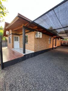 Tòa nhà nơi nhà nghỉ dưỡng tọa lạc