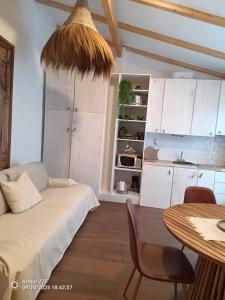 Kuchyň nebo kuchyňský kout v ubytování Casa do Adro