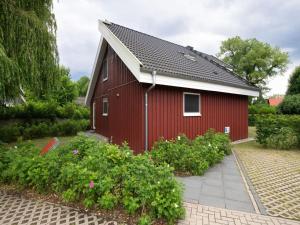 En have udenfor Ferienhaus im Ferienpark Mirow