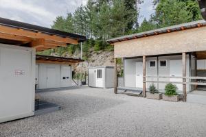 Το κτήριο όπου στεγάζεται  η παραθεριστική κατοικία