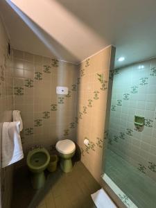 Un baño de Hotel Plaza