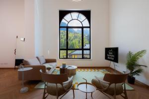 TV a/nebo společenská místnost v ubytování Alpine Apartements Maximilian Berchtesgaden