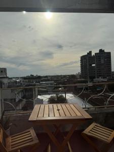 Un balcón o terraza en Hotel Plaza