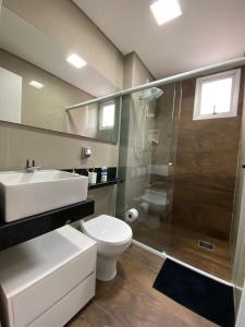 Koupelna v ubytování Studio perto CentroSul e Maratonas Florianópolis 2