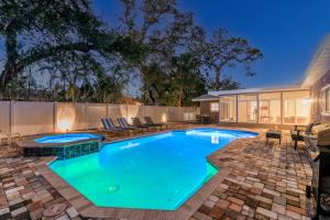 Бассейн в Coral Breeze - 4576 или поблизости