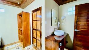 Φωτογραφία από το άλμπουμ του LADY GHAGHA ROOM RENTALs σε San Vicente