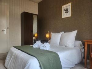 Fotografie z fotogalerie ubytování hôtel et restaurant les2M v destinaci Fontenay-le-Comte + 13 fotografií