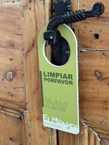 Πιστοποιητικό, βραβείο, πινακίδα ή έγγραφο που προβάλλεται στο Hotel El Milagro