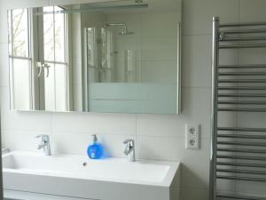 Koupelna v ubytování Holiday home with 5 bedrooms