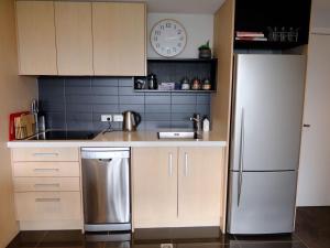 Kuchyň nebo kuchyňský kout v ubytování The Rugby Street Studio-Civic and Chic + 7 fotografií