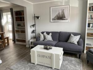 Χώρος καθιστικού στο Holiday home in Büsum with swimming pool