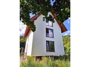 Budova, kde se prázdninový dům nachází + 21 fotografií