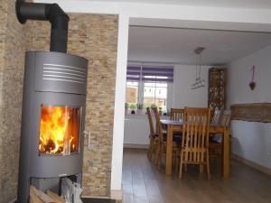 Φωτογραφία από το άλμπουμ του Holiday home in Windeck with swimming pool σε Überholz +33 φωτογραφίες