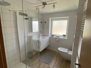 Ένα μπάνιο στο Holiday apartment with 1 bedroom +10 φωτογραφίες