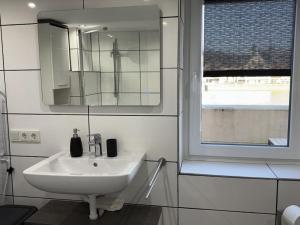 Ένα μπάνιο στο Holiday home on the banks of the Moselle +18 φωτογραφίες