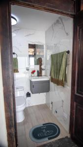 Un baño de Edificio Ivet Teresa