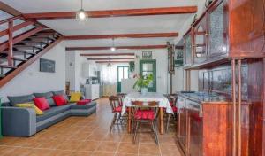 Istumisnurk majutusasutuses Apartments with parking space Bonic, Losinj - 23056