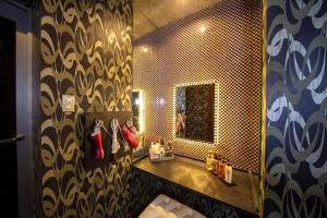 Un baño de noah grande 41 fotos más