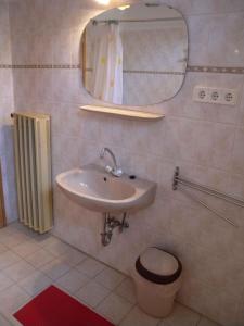 Koupelna v ubytování Apartment in Balatonföldvár 18525 + 17 fotografií