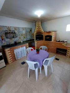 Kuchyň nebo kuchyňský kout v ubytování Pousada Recanto das Oliveiras-Búzios